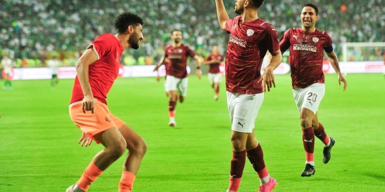 سيراميكا كليوباترا يسحق المصري برباعية ويتوج بطلا لكأس الرابطة