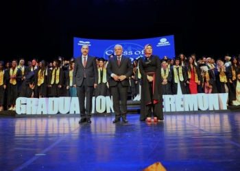 حجازي: مدارس النيل تطبق المناهج المصرية بمعايير دولية تراعي الهوية