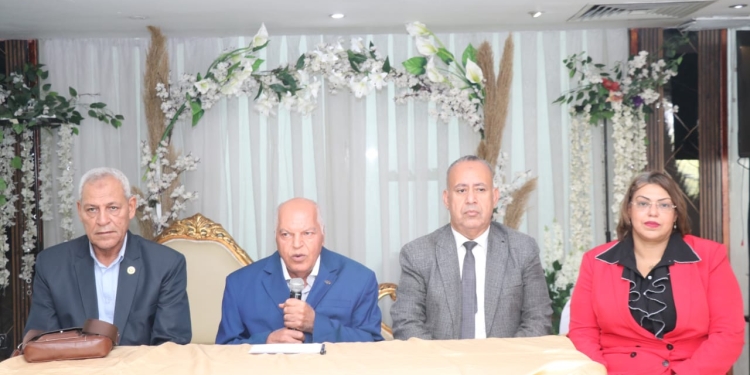 افتتاح الدورة التدريبية الـ80 للمعلمين حول صناعة القرار