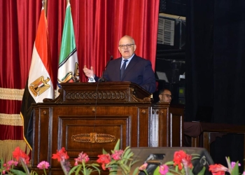 3 مشروعات لتطوير العلوم الإنسانية ومستشفى الفرنساوى والتعليم المدمج بجامعة القاهرة
