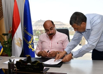 محافظ أسوان يوافق على النزول بالحد الأدنى للقبول والالتحاق بمدارس التعليم الثانوي