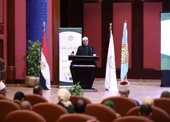 رئيس جامعة الأزهر: ملتقيات جامعة الأزهر تؤكد عنايتها البالغة بقضايا البيئة والمناخ