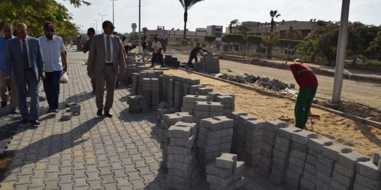 رئيس جامعة حلوان يؤكد أهمية أسبوع شباب الجامعات للطلاب