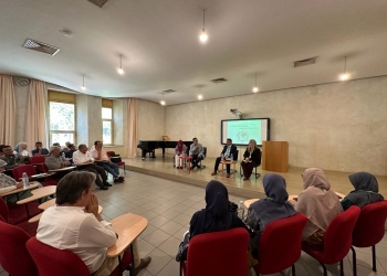 جانب من ندوة جامعة هليوبوليس