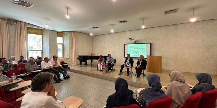 جانب من ندوة جامعة هليوبوليس