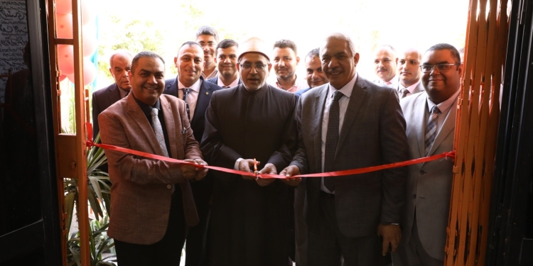 رئيس جامعة الأزهر يفتتح أعمال التطوير والتجديد بمركز بيوتكنولوجيا التخمرات والميكروبيولوجيا التطبيقية