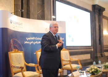 وزير التعليم العالي يلتقي بعلماء مصر المتميزين في قائمة ستانفورد ويطالب بالتركيز على الابتكار ودعم الاقتصاد القومي