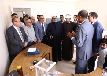 رئيس جامعة الأزهر يشيد بحاضنة الأعمال التكنولوجية «رواق» أسيوط مؤكدًا أنها تسهم في دعم توجه الدولة نحو ريادة الأعمال