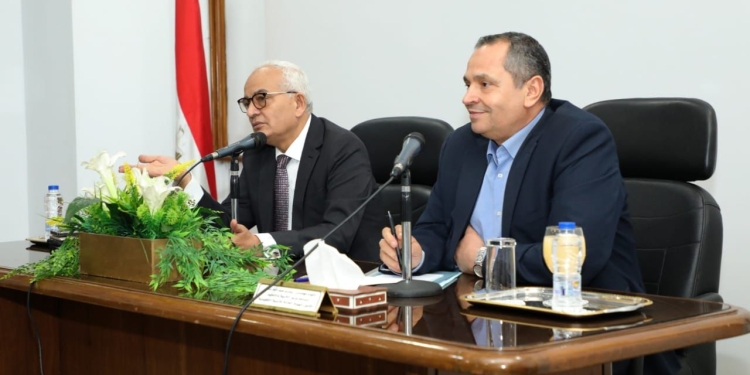 حجازي: استبعاد الأبنية االخاضعة لصيانة شاملة وتوفير أماكن بالمدارس القريبة