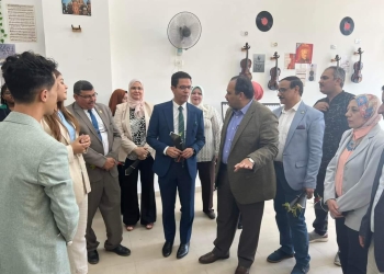 رئيس جامعة بنها يفتتح غرفة الموسيقي بمركز رعاية الموهوبين والمُبدعين