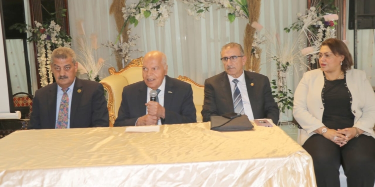 نقيب المعلمين يفتتح الدورة التدريبية الـ82 حول أساليب التفكير والدراسات المستقبلية 