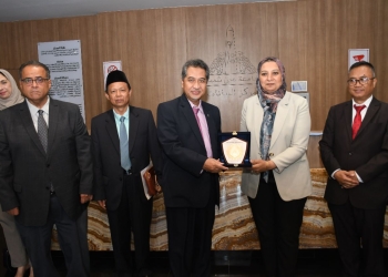 جامعة عين شمس تستقبل وفدا اندونيسيا رفيع المستوى لبحث سبل التعاون