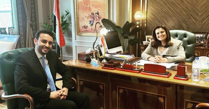 وزيرة الهجرة تستقبل باحث فى اهم الجامعات الامريكية