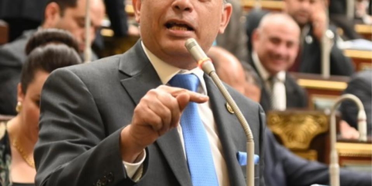 سؤال برلماني حول السيرة الذاتية لوزير التعليم الجديد