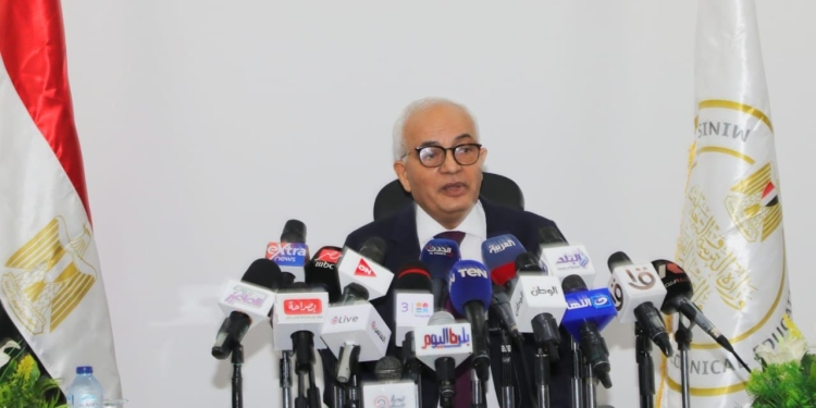 التربية والتعليم: دمج مفاهيم ريادة الأعمال والذكاء الاصطناعي ومهارات والتفاوض في جميع المواد الدراسية