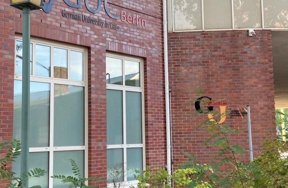 أشرف منصور: الحرم الجامعي لـ GUC وGIU في برلين منارة للتعريف بمصر الجديدة