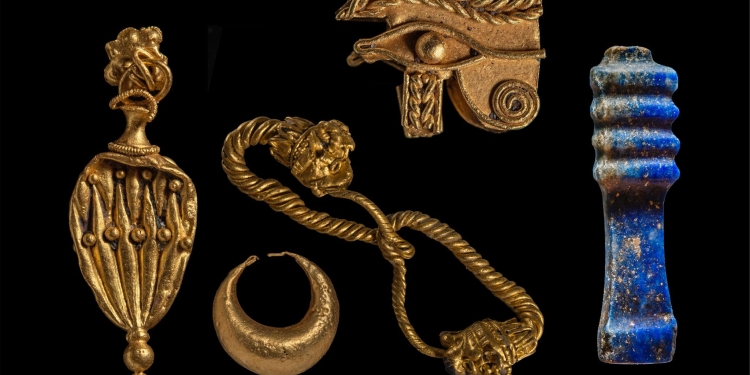 الكشف عن معبد للإلهة أفروديت بمدينة تونيس هيراكليون الغارقة بخليج أبي قير بالإسكندرية