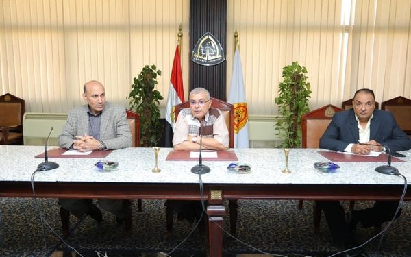 جامعة الزقازيق تناقش استعدادات العام الدراسي الجديد