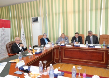 حجازي: جار الانتهاء من وثيقة معايير المعلمين تواكب الميتافرس والذكاء الاصطناعي