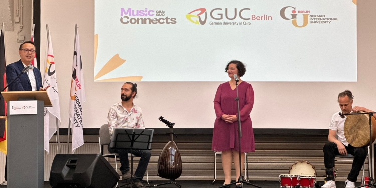 الجامعات الألمانية Guc و Giu برلين تنظم حفلا موسيقيا لأوائل الثانوية العامة