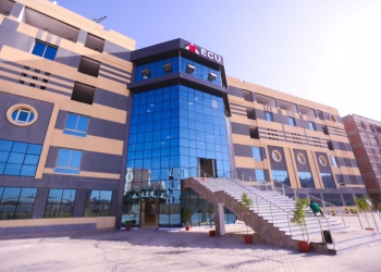 الجامعة المصرية الصينية تعلن قبول  طلاب الثانوية العامة بكلية الطب البيطري بحد أدنى 68% والفنون  53%