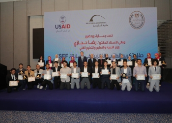 حجازي يكرم الطلاب الفائزين على المستوى القومي والعالمي في مسابقة ISEF