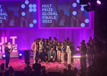 فريق جامعة الإسكندرية EFFCT بفوزه بالجائزة الثانية في مسابقة Hult Prize الدولية