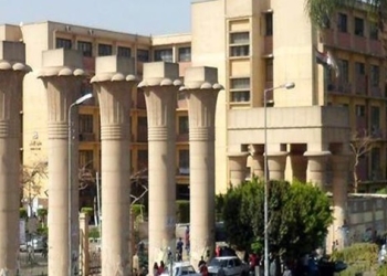 دماء داخل جامعة القاهرة.. تفاصيل مقتل موظفة بكلية الآثار