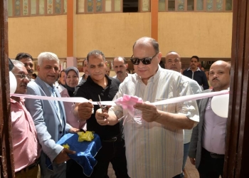 محافظ أسيوط يتفقد استعدادات استقبال العام الدراسي الجديد