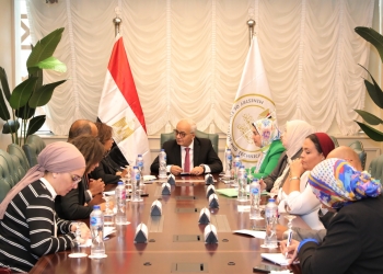  إعداد خطة للتربية الإيجابية وبناء القدرات للاخصائيين الاجتماعيين والنفسيين