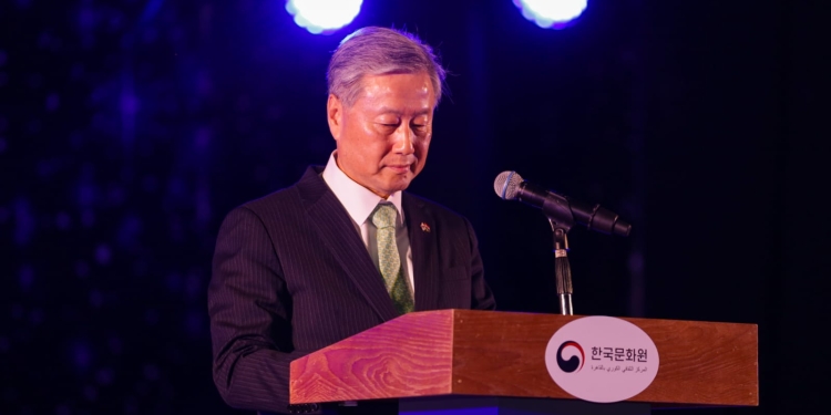 السفير الكوري: نفخر بعلاقتنا الوطيدة مع مصر والتبادلات الثقافية نجحت في تجاوز حاجز البعد الجغرافي