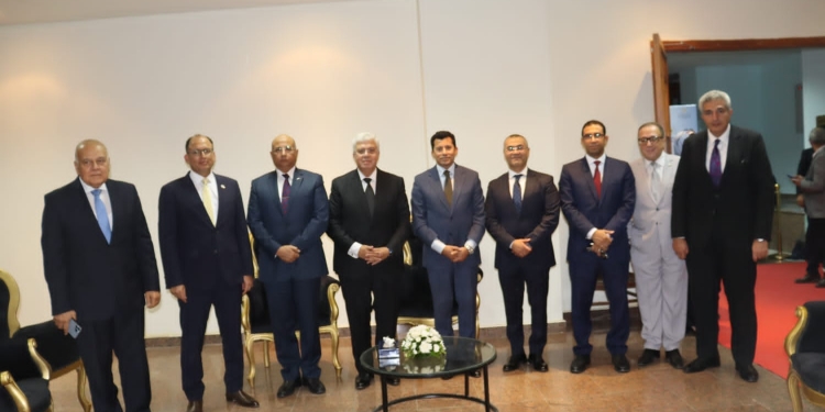 وزيرا التعليم العالي والشباب يشهدان افتتاح أسبوع شباب الجامعات والمعاهد الثالث عشر بجامعة حلوان