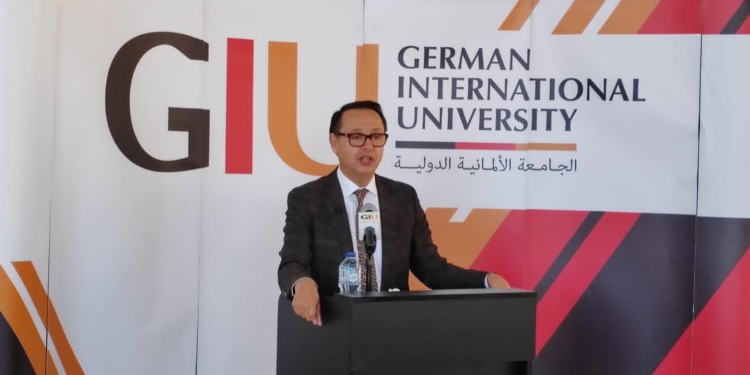 د.أشرف منصور : نقلنا الخبرة الالمانية في مجال العلاج الطبيعي بافتتاح كلية بالجامعة الالمانية الدولية هذا العام