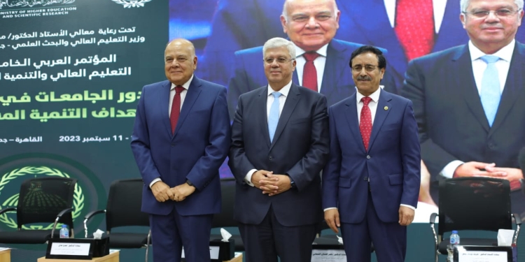 عاشور: الجامعات هى المكان الأفضل لتحقيق التنمية المستدامة وتطوير حلول الاستدامة