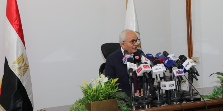 رسالة وزير التربية والتعليم مع بداية العام الدراسي الجديد
