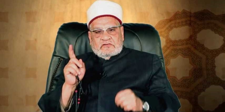 أحمد كريمة: قرار "التعليم" بحظر إرتداء النقاب بالمدارس "صائب"