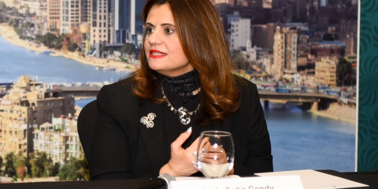 سهى الجندى وزيرة الهجرة