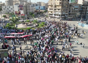 ” بالروح بالدم نفديك يا غزة”..المظاهرات تكتسح جامعات مصر