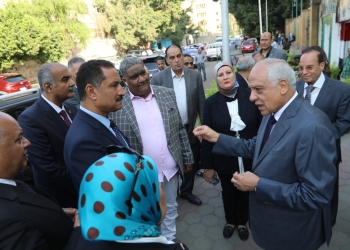 محافظ الجيزة: تخصيص حصة عن الشئون العامة وتكليف بزيارة الطلاب المشروعات القومية