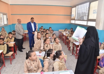 «التعليم» توجه بتجنب استخدام الدرجات في تقييم هذه الصفوف