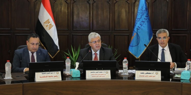 التعليم العالي: جاهزية كافة المستشفيات الجامعية استعدادًا للتعامل مع تداعيات الأحداث في غزة