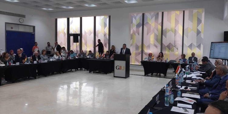 خالد عباس: العاصمة الادارية أول مدينة خضراء ذكية ومستدامة بتمويل ذاتي