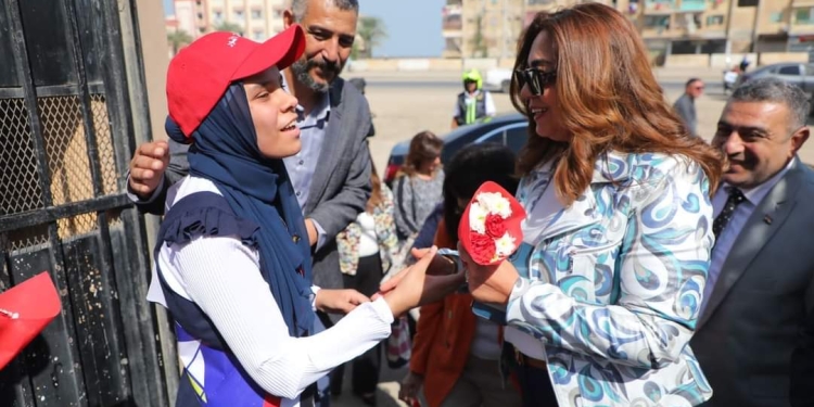 إحالة 7 عاملين ومعلمة بمدرسة ثانوي للتحقيق بدمياط