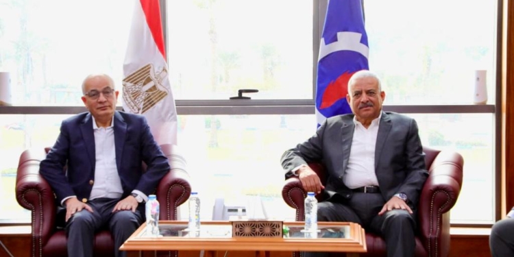 «حجازي» يصل السويس لتفقد وافتتاح عدد من المدارس ومتابعة انتظام الدراسة