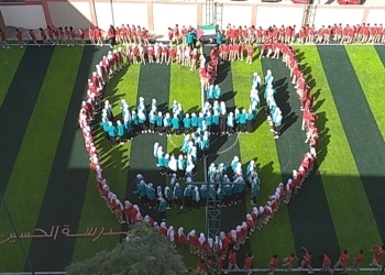 طلاب مدارس مصر يقفون دقيقة حدادا على أرواح شهداء فلسطين «صور»