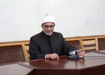 رئيس جامعة الأزهر يلتقي أبناءه الطلاب في طنطا ويحثهم على الجد والاجتهاد في طلب العلم