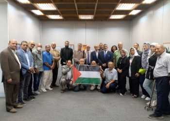 افتتاح معرض كاريكاتير "غزة في قلوبنا" بجمعية محبي الفنون الجميلة