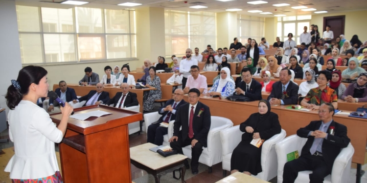 الجامعة المصرية الصينية تستضيف المؤتمر الصيني العربي للوخز بالأبر والكي