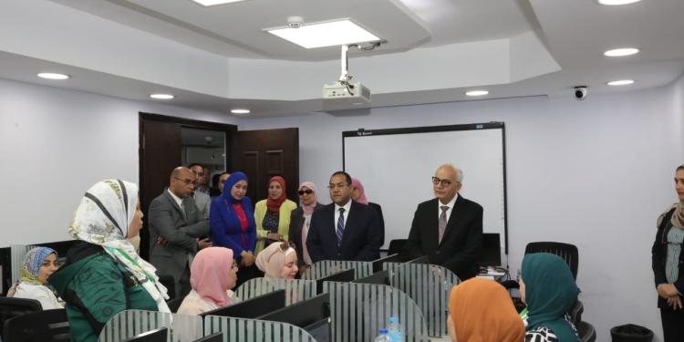 موعد تدريب الدفعة الثانية من المعلمين الناجحين الاختبارات الإلكترونية للتنظيم والإدارة