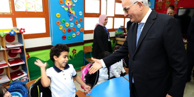 وزير التعليم ومحافظ كفرالشيخ يفتتحان المدرسة الرسمية الدولية